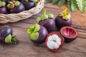 Fresh Mangosteen Fruits